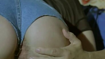 뚱뚱한 아랍 소녀는 엿 같은 파트 3을 얻는 것을 좋아합니다.